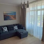 Appartement Rodzinny 47, 150 M Od Plazy, Basen, Plac Zabaw, Darmowy Parking! Sianożęty