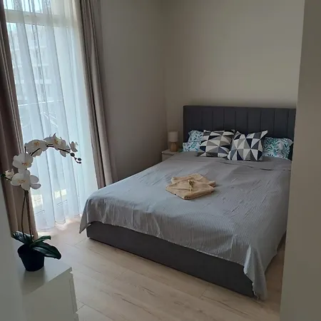 Rodzinny 47, 150 M Od Plazy, Darmowy Parking Apartment