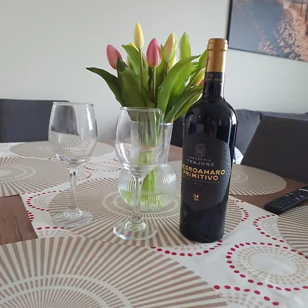 Apartment Rodzinny 47, 150 M Od Plazy, Darmowy Parking *